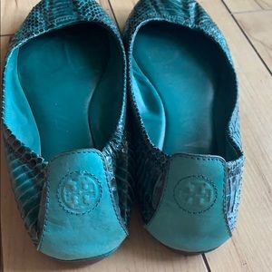 Tory Burch teal “snakeskin “ print ballet flats